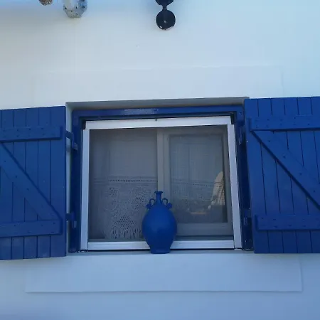 Almyros Beach House Hébergement de vacances Schoinoussa